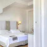 Ril Hotel