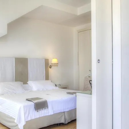 Ril Hotel